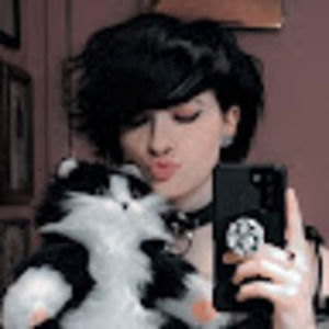 Meet your Posher, Zee